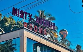 Misty Avenue Premium Rooms